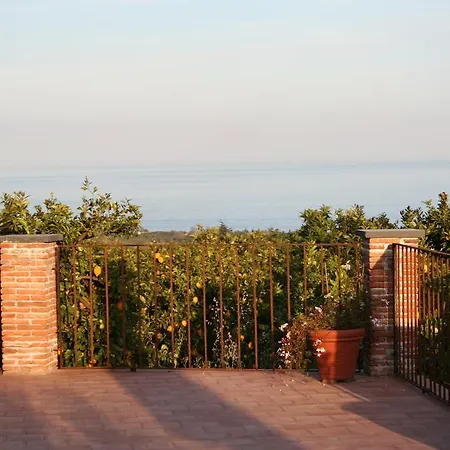 Il Limoneto Farm stay *